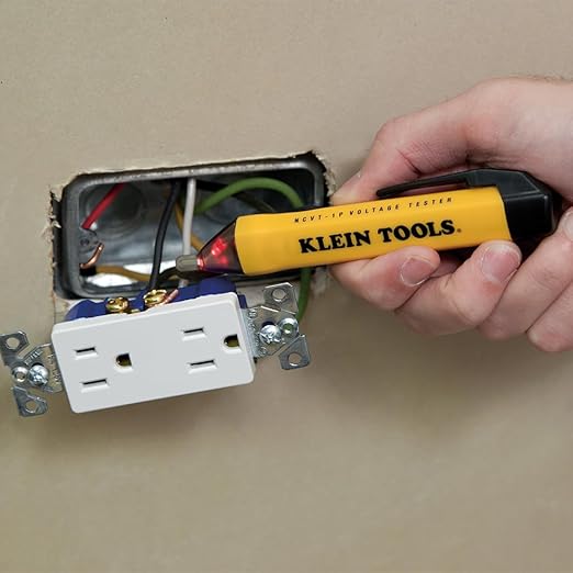 Klein Tools 80023P Tool Set, Home Inspector Tool Kit with Digital Moisture Meter, Non-Contact Voltage Tester, GFCI Outlet Tester, 3-Piece