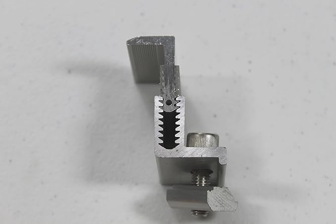 Solar Mounting 20 Mid-Clamps No Hardware & 8 End-Clamps