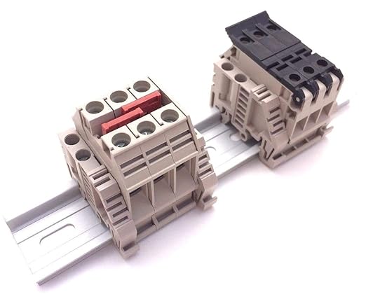 Dinkle Solar Combiner Box 3 Fuse Holders 10 AWG Inputs 6 AWG Output 36A 600V