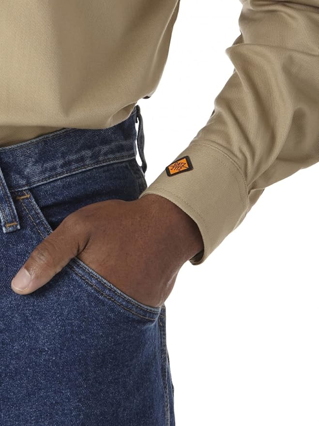 Wrangler Riggs Workwear Men's FR Flame Resistant Two Pocket Work Shirt