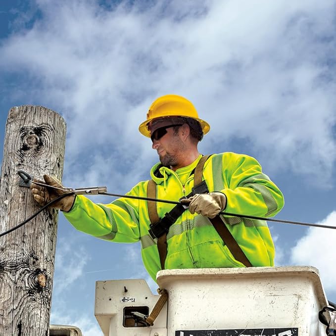 Klein Tools Hard Hat, Non-Vented Full Brim Style, Padded, Self-Wicking Odor-Resistant Sweatband, Tested up to 20kV