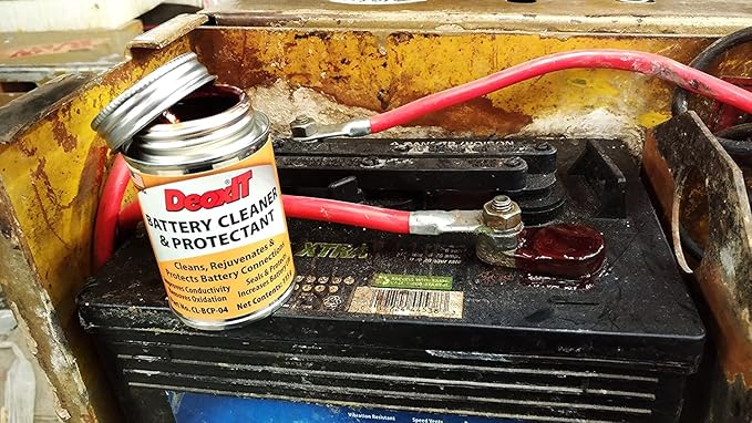 CAIG LABORATORIES DeoxIT Battery Cleaner & Protectant with Brush Lid, 4 oz brush Can, Pack of 2