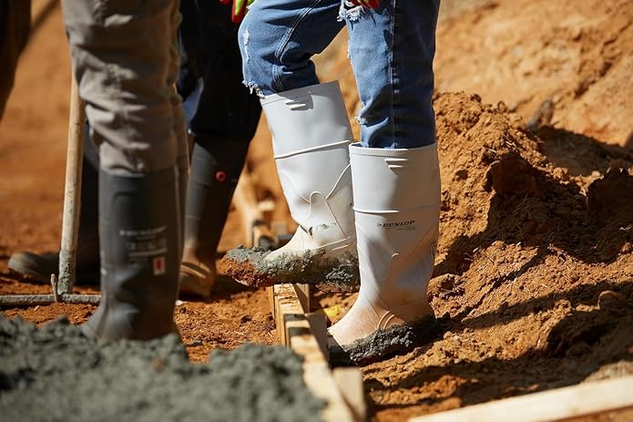 DUNLOP White PVC Steel Toe - Rubber Boots for Men & Women - PVC - Work & Concrete Boots - Steel toe - Waterproof with Tall shaft - Chemical and Slip resistant - White - Size 3-13
