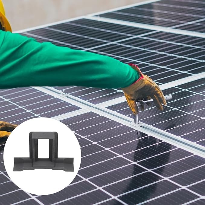 20pcs 35mm Solar Panel Drainage Clips Water Drain Buckles for Photovoltaic Panels Mud Guide Clips Outdoor Solar Water Drainage Accessories