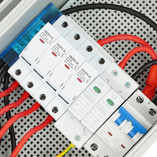 4 String Solar Combiner Box PV Combiner Box with 10A Rated Current Fuse, Surge Protective Device and 63A Air Circuit Breaker for On/Off Grid Solar Panel System (4 String)