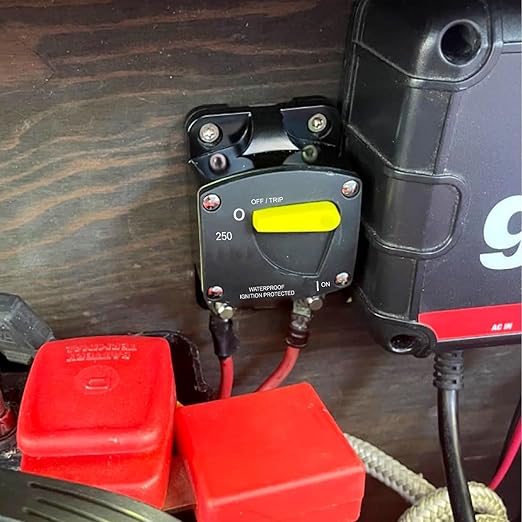 GLOSO Circuit Breaker Switches Manual Reset Waterproof Audio Radio Solar System Boat Truck Marine Automotive Stud 5/16“ Surface Mount 70A