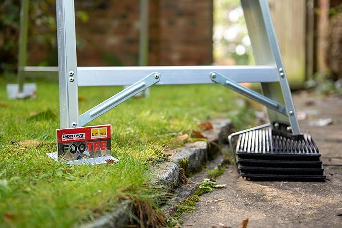 Ladder Stabilizer & Leveler – Non-Slip Safety Base for Ladders on Uneven Ground, Grass, Gravel & Soft Surfaces – Prevents Sinking, Durable Ladder Safety Accessory for Home & Jobsite