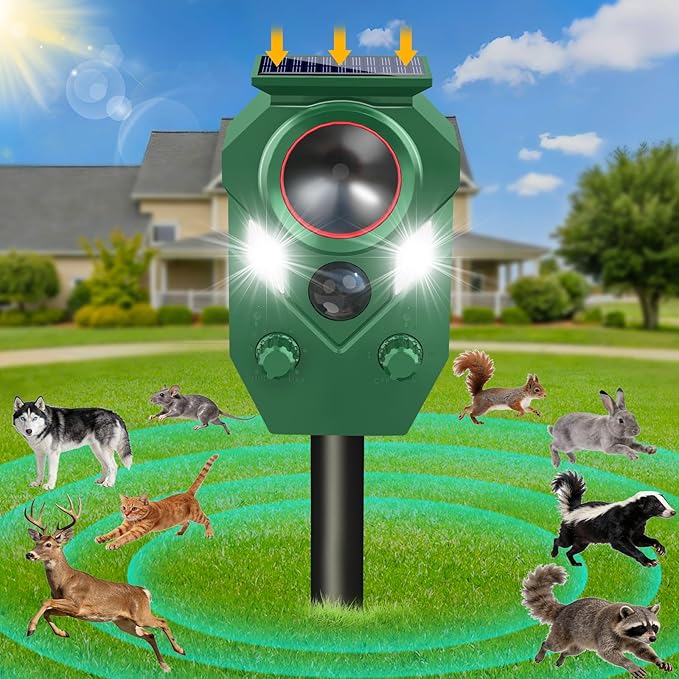 Ultrasonic Animal Repeller Outdoor - Cat Repellent & Deterrent with PIR Sensor & Flashing Light,Solar Powered Deer Repellent for Squirrels, Raccoons, Skunks, Rabbits,and Dogs, IP65 Waterproof （1 Pack）