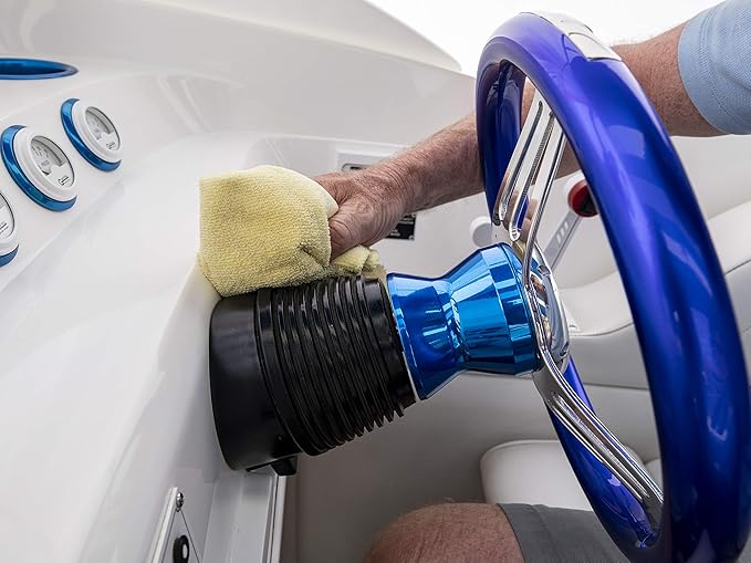 Meguiar's M5716 Marine/RV Vinyl & Rubber Cleaner & Protectant, Boat Vinyl Cleaner & Protectant, Revitalize Plastic and Rubber with an Easy-to-Use Non-Greasy Formula, 16 Oz Spray Bottle