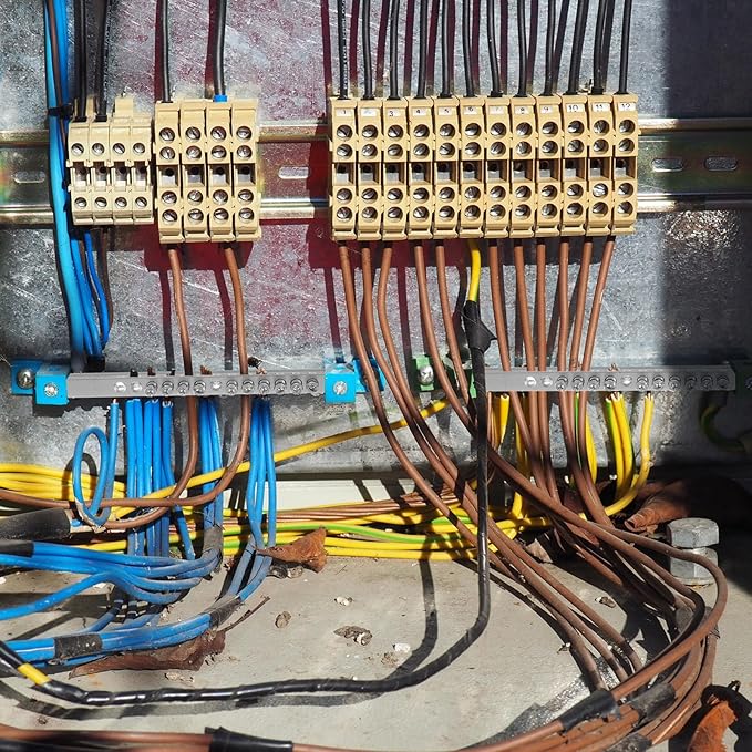 2 Set Ground Bar Kit with 10 Terminal Positions and Ground Lug Bar Aluminum Grounding Lugs for Electrical Connections