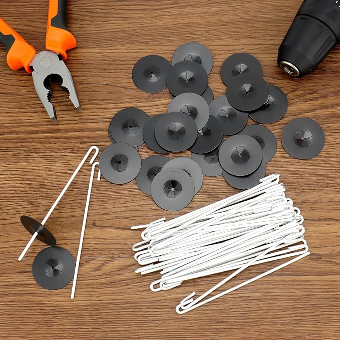 QWORK 200-Pack Stainless Steel Solar Panel Guard Clips with Self-Locking Washers and J Hooks –UV-Protected, Animal Guard Fastener Clips for Bird Wire & Pigeon Fencing, 38mm Clip Width